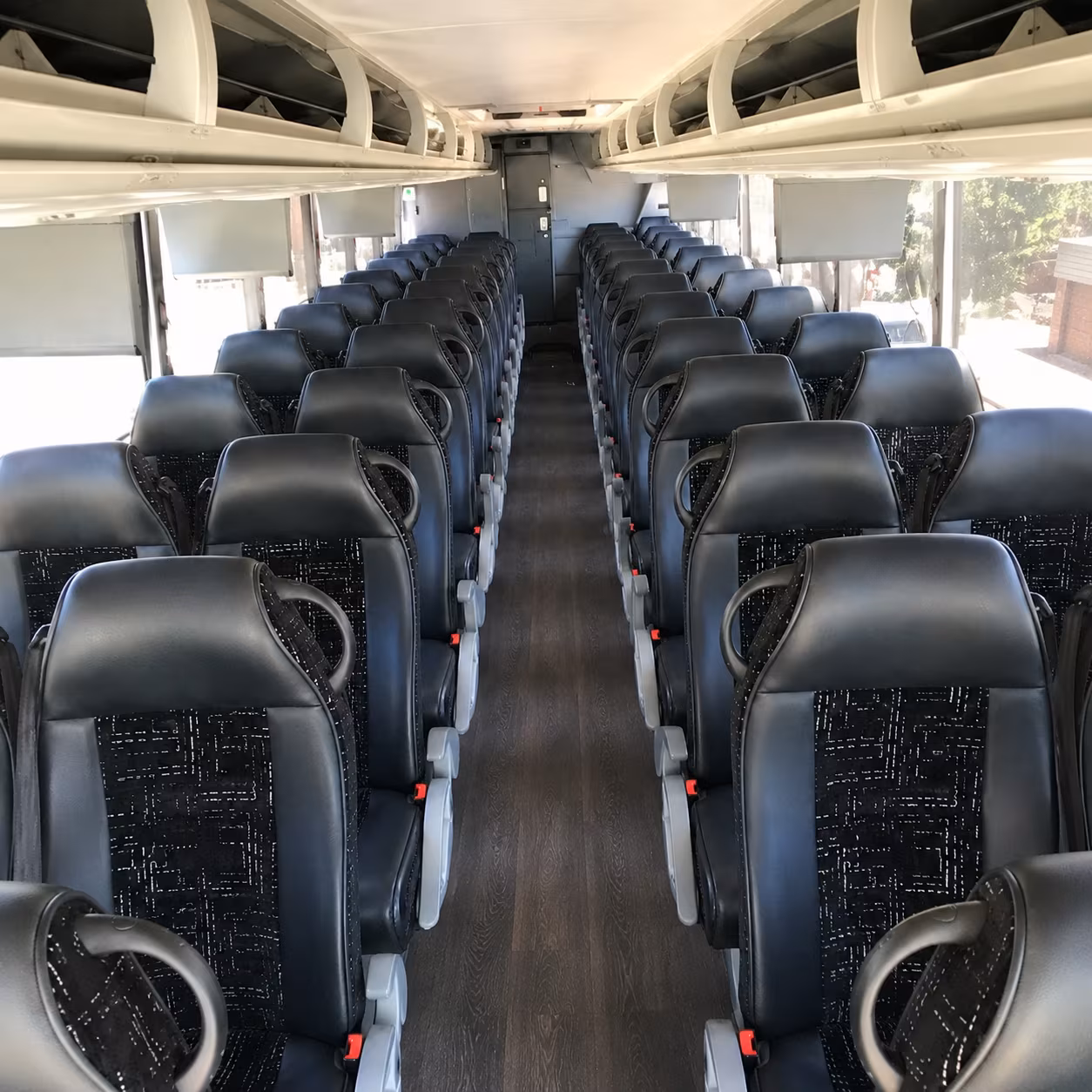 book a bus for your next field trip 3