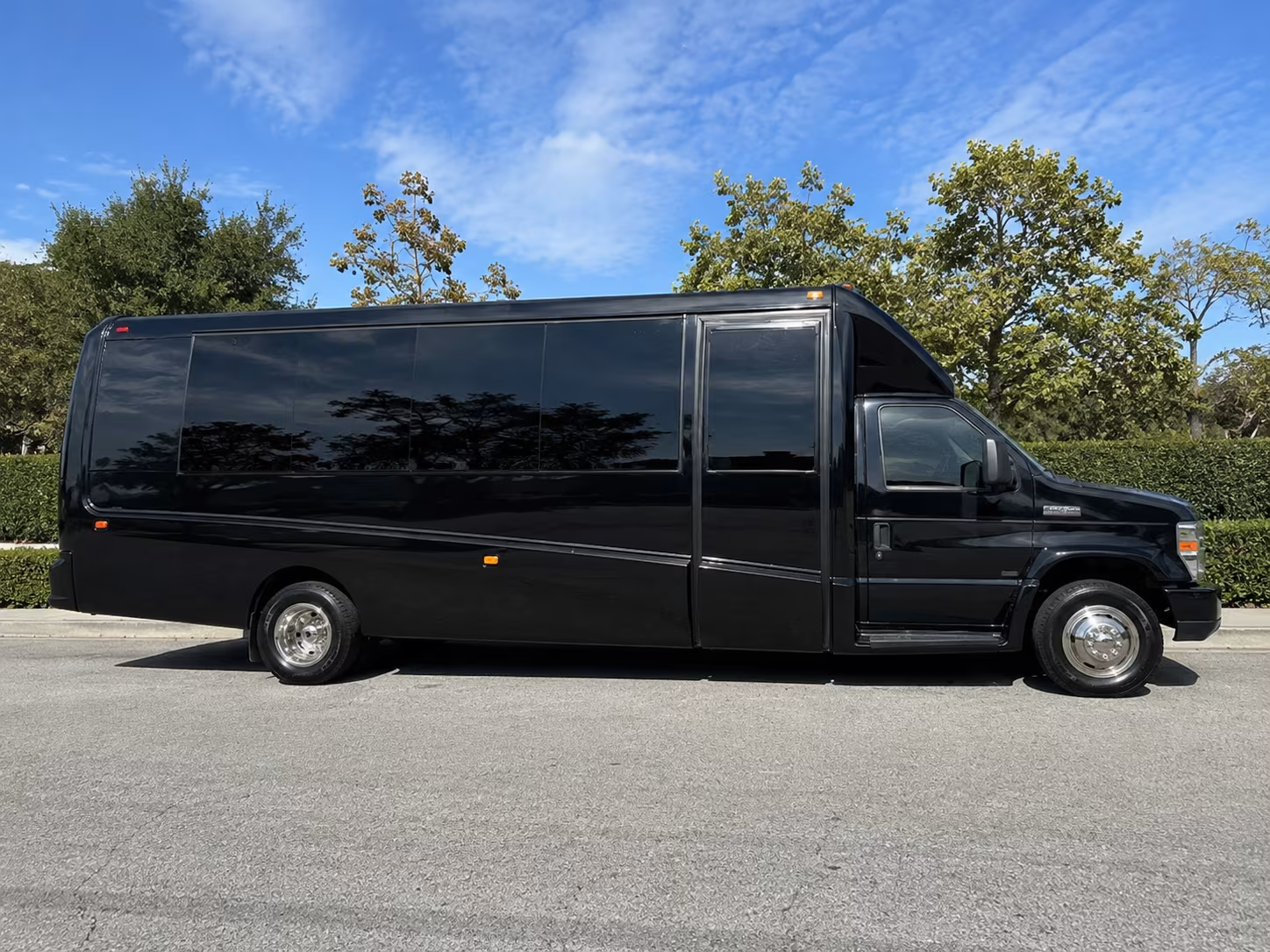 book a bus for your next field trip 4